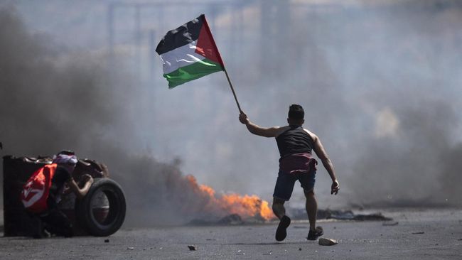 ‘Kau Mencekik Kami’: Blokade Israel di Tepi Barat Membuat Marah Warga Palestina